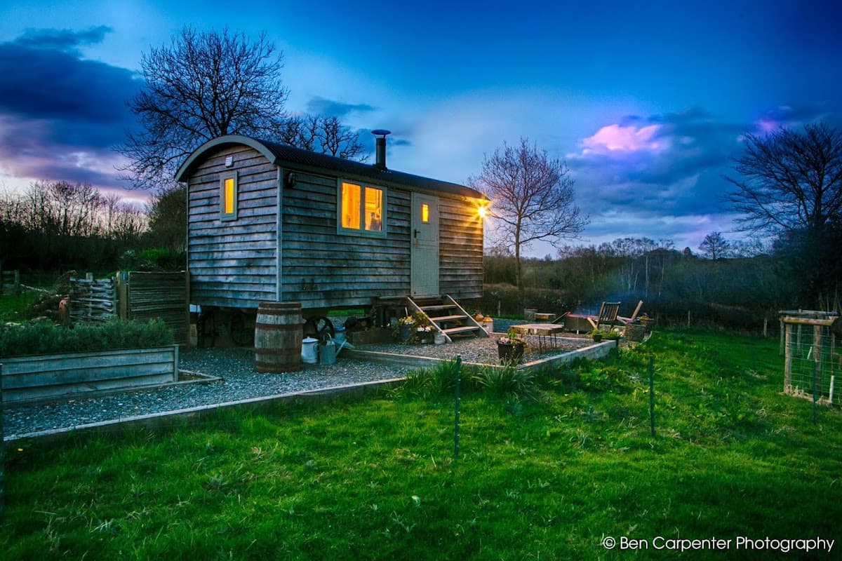 Dimpsey Shepherd's Hut Glamping