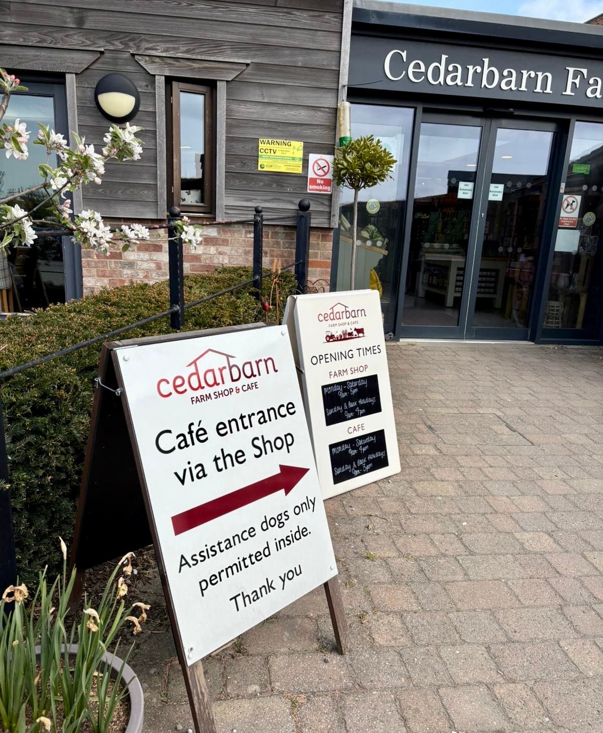Cedarbarn Farm Shop, Cafe & Miniature Railway